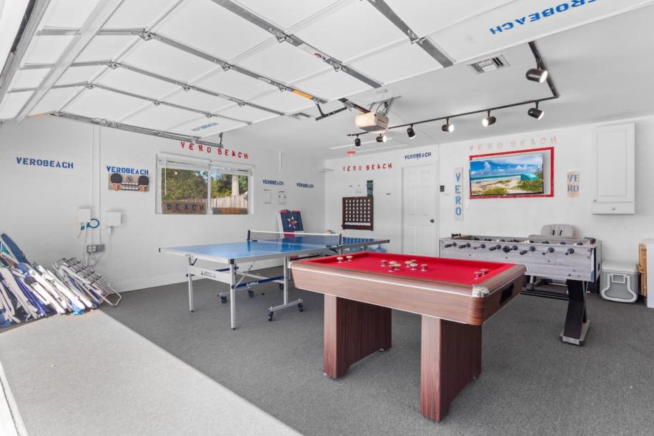 Spacious 5 BR Retreat with Game Room & Heated Pool-18