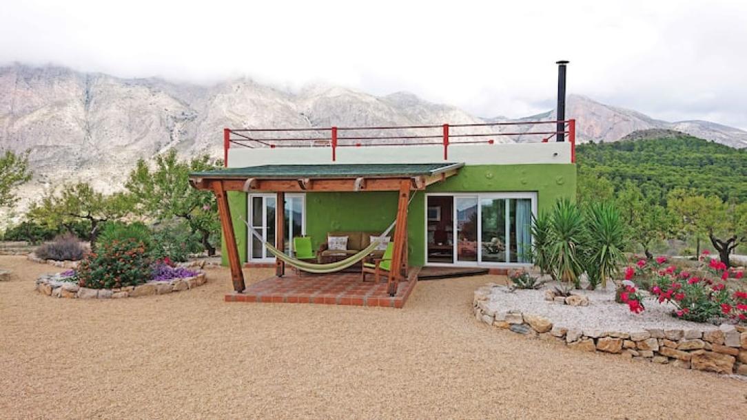Entire cabin in Spain 2 guests1 bedroom1 bed1 bath-5