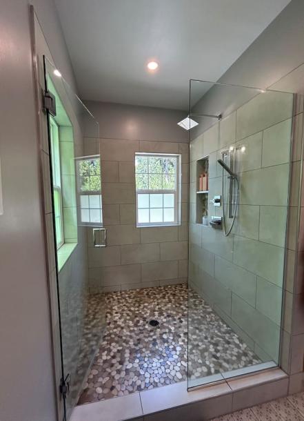 Entire cottage in Bainbridge Island, Washington 4 guests1 bedroom3 beds1 bath-8