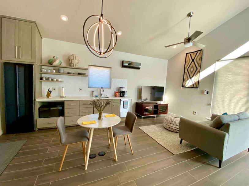 Entire guesthouse in Albuquerque, New Mexico 2 guests1 bedroom1 bed1 bath-12