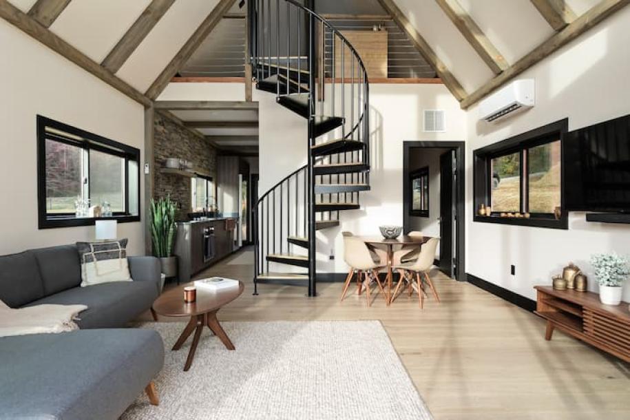 Lakeside | Hot/Cold Tub, Fireplaces, EV Charger-17
