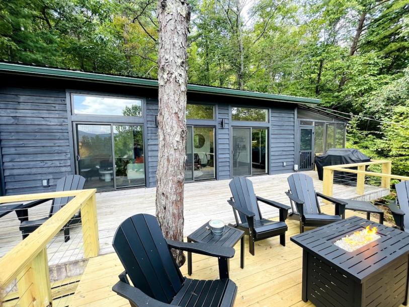 Entire cabin in Dahlonega, Georgia 6 guests3 bedrooms3 beds2 baths-5