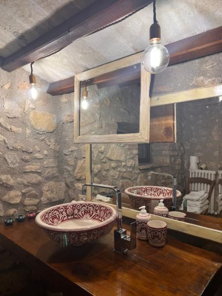Entire cabin in Massa Martana, Italy 2 guests1 bedroom2 beds1 bath-10