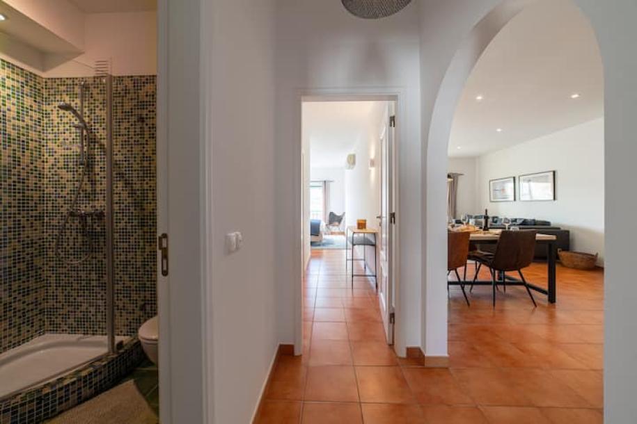 Entire rental unit in Carvoeiro, Portugal 4 guests2 bedrooms3 beds2 baths-6