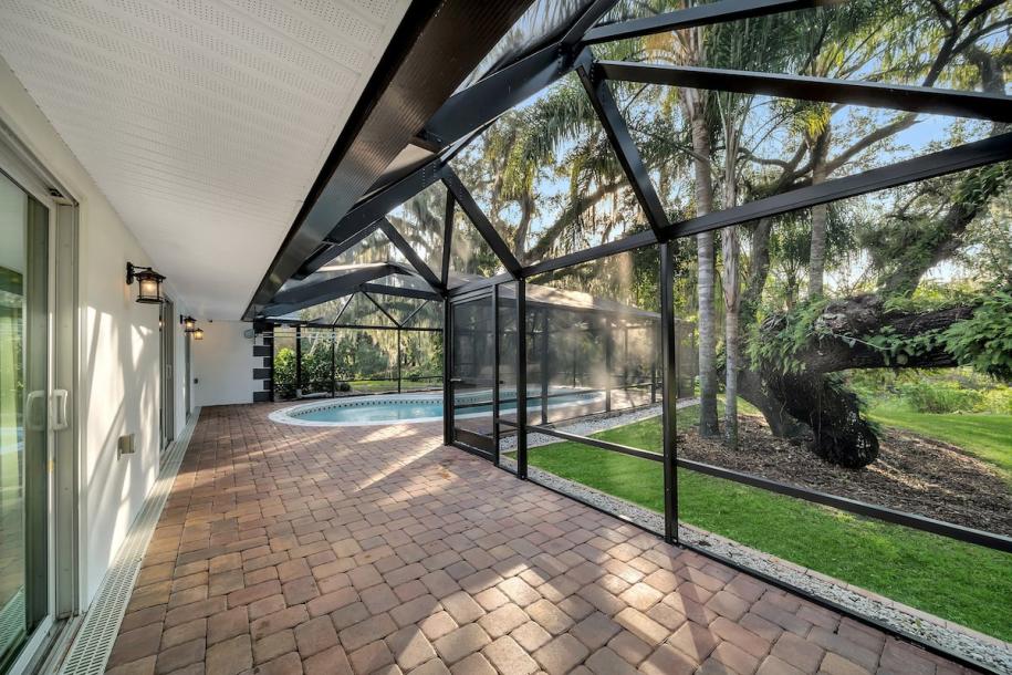 Elegant Waterside Haven - 3BR Pool House-12