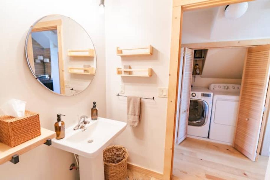 Entire cabin in Kanab, Utah, United States 4 guests2 bedrooms2 beds2 baths-5