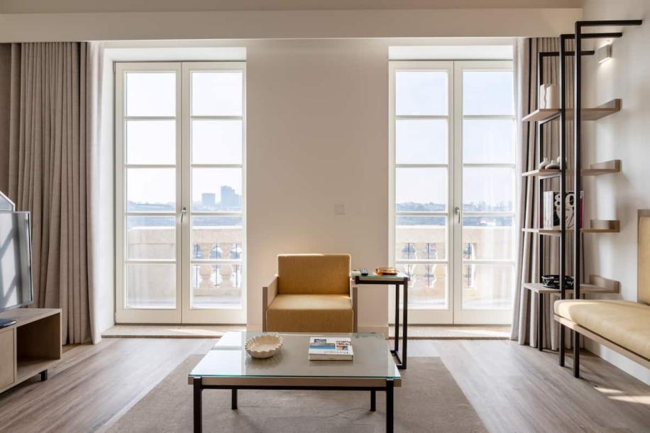 Entire rental unit in Vila Nova de Gaia, Portugal 2 guests1 bedroom1 bed1 bath-15