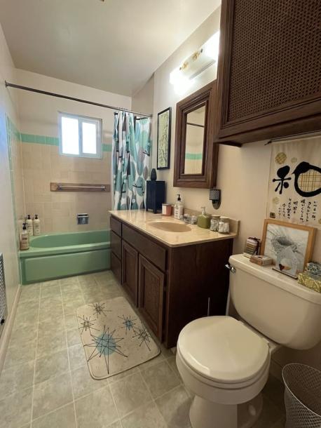 Entire home in Clearlake, California 6 guests2 bedrooms3 beds1 bath-5
