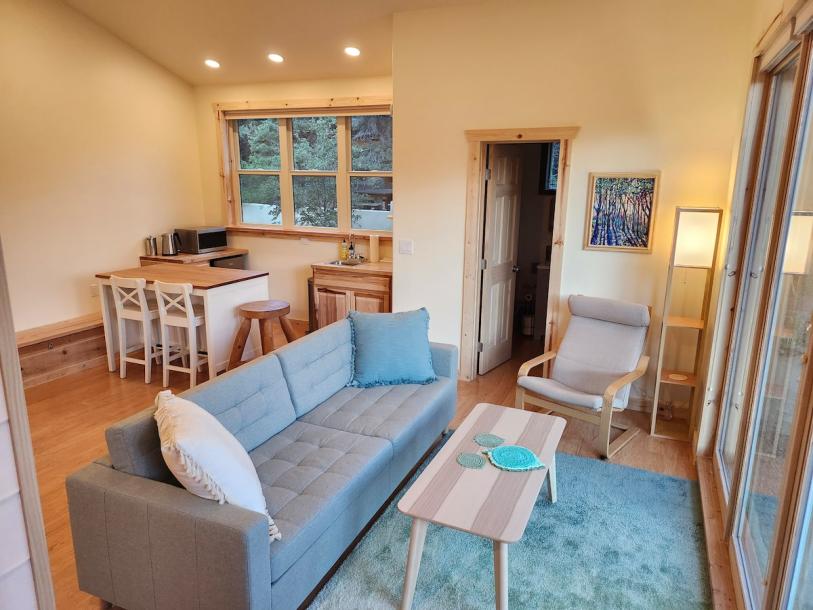 Entire guesthouse in Santa Fe, New Mexico 2 guests1 bedroom2 beds1 bath-16