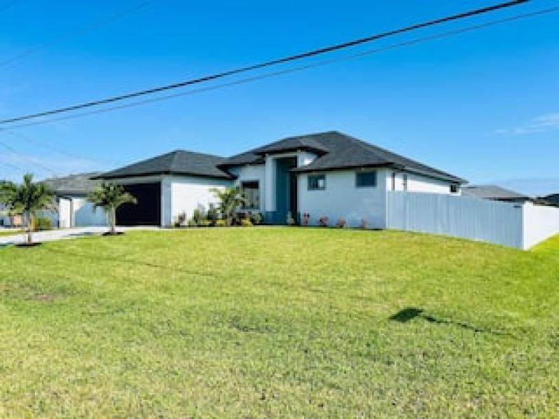 Orismay Luxury Home 319-19