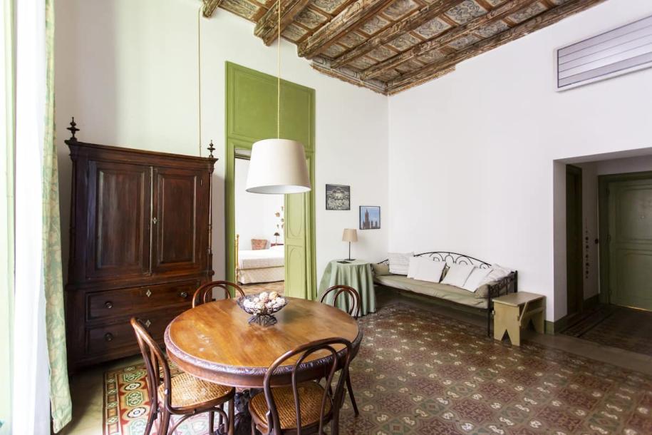Room in Palermo, Italy 3 bedsDedicated bathroom-16