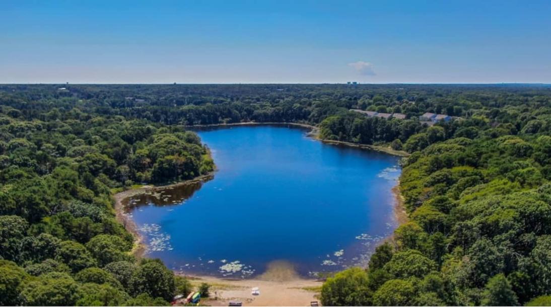 Entire guesthouse in Brewster, Massachusetts 2 guests1 bedroom2 beds1 bath-16