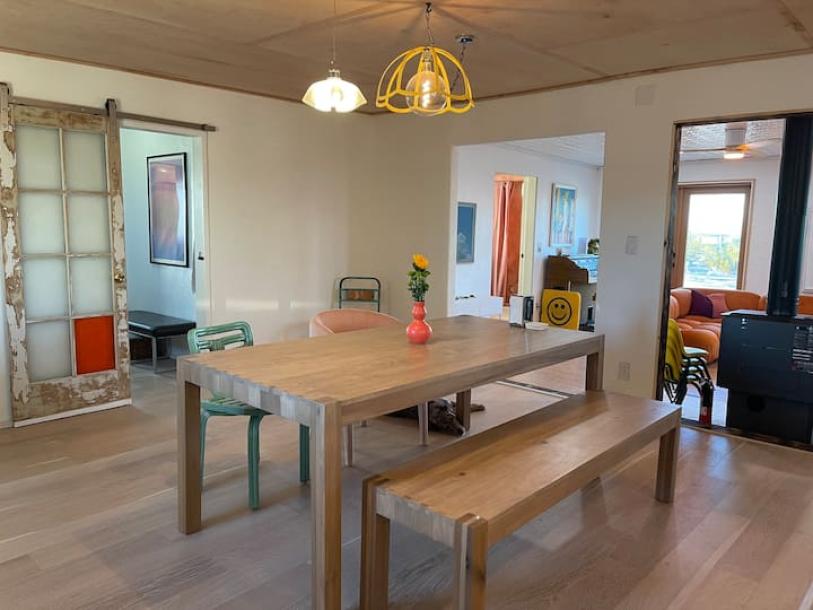 Entire home in Twentynine Palms, California 4 guests1 bedroom1 bed1 bath-9
