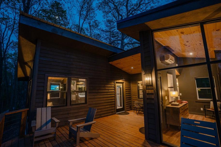 Entire cabin in Slade, Kentucky 2 guests1 bedroom1 bed1 bath-8