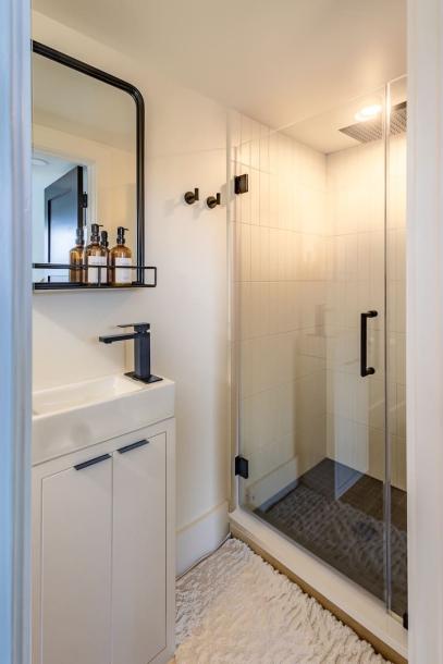 Tiny home in Sugarcreek, Ohio 4 guests1 bedroom2 beds1 bath-1