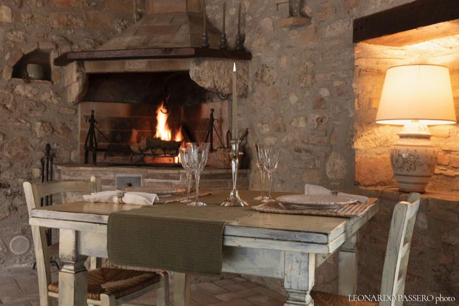 Entire cabin in Massa Martana, Italy 2 guests1 bedroom2 beds1 bath-17