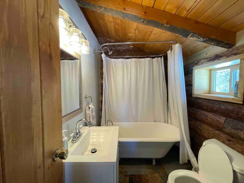 Entire cabin in Mancos, Colorado 4 guestsStudio2 beds1 bath-8