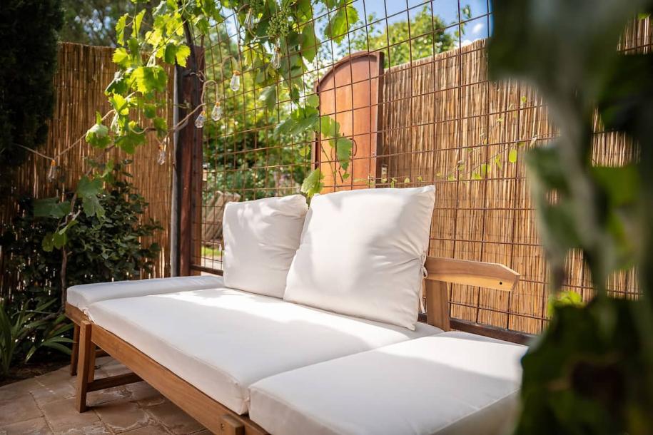 Entire vacation home in Petrignano del Lago, Italy 3 guests1 bedroom2 beds1 bath-4
