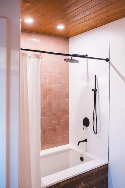 Entire rental unit in Nevada City, California 4 guests1 bedroom3 beds1 bath-3