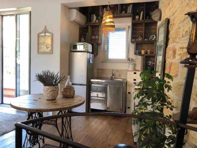 Entire home in Santa Flavia, Italy 2 guests1 bedroom1 bed1 bath-14