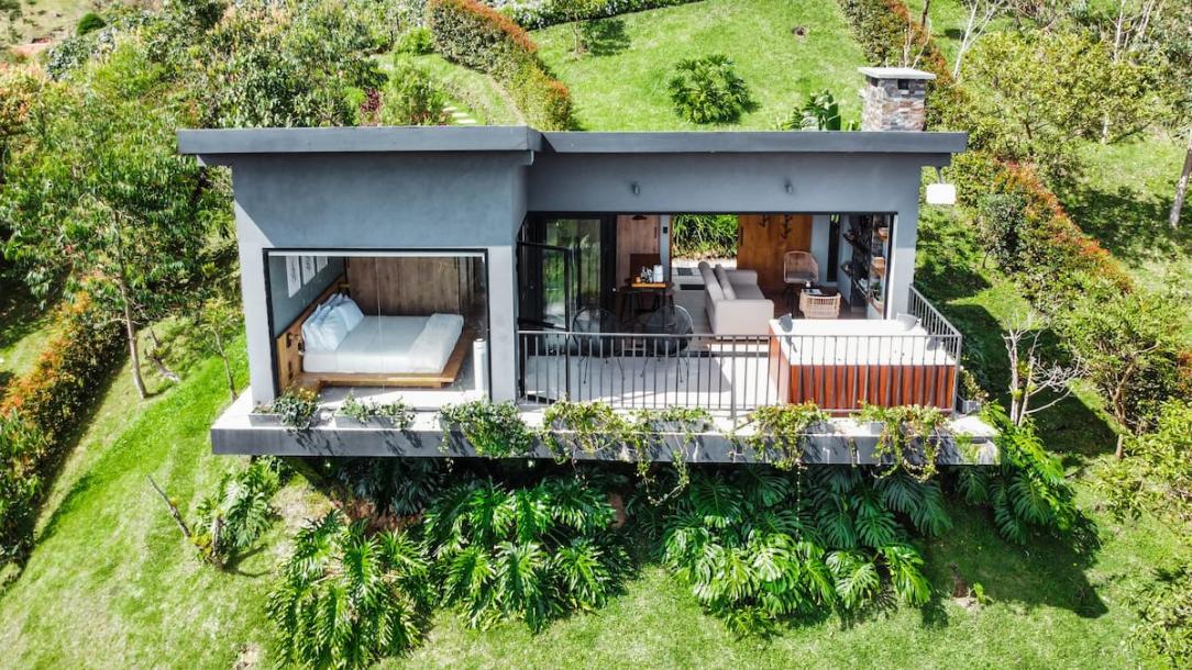 Tiny home in Guatape, Colombia 4 guests1 bedroom2 beds1 bath-3