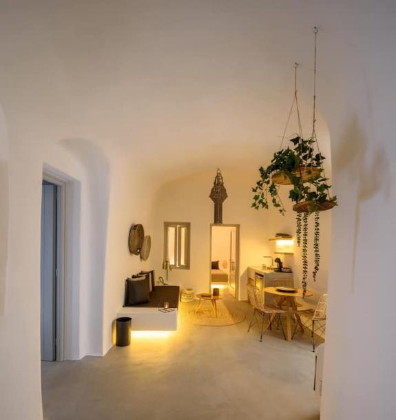 Cycladic home in Pirgos Kallistis, Greece 5 guests2 bedrooms3 beds1 bath-4