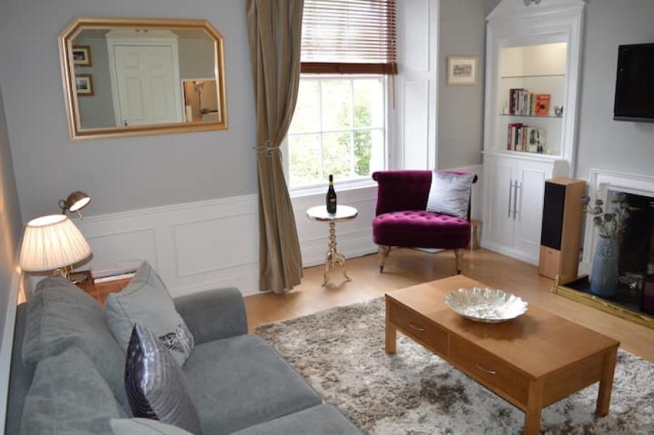 Entire rental unit in Edinburgh, United Kingdom 3 guests1 bedroom2 beds1 bath-12