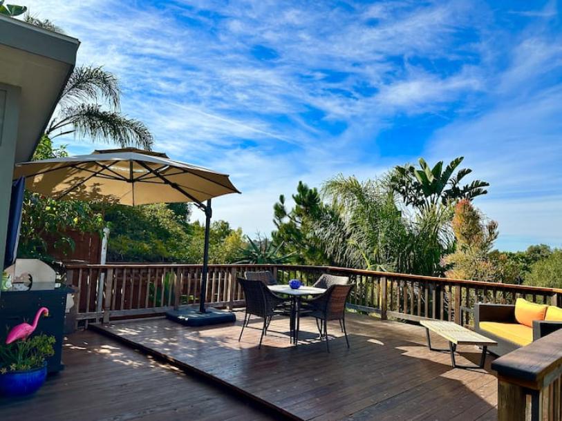 Entire guest suite in Vista, California 2 guests1 bedroom1 bed1 bath-0