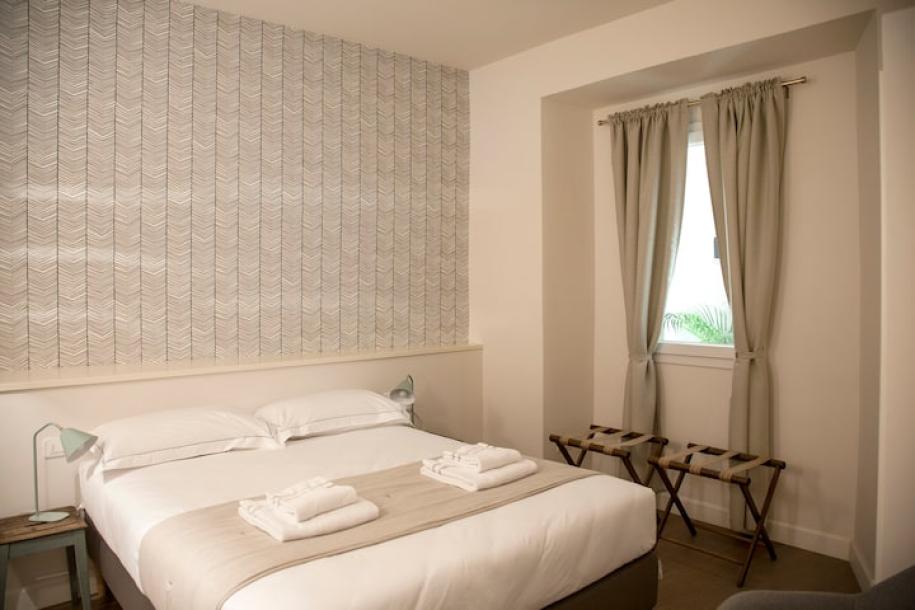 Entire rental unit in Florence, Italy 4 guests2 bedrooms2 beds2 baths-9