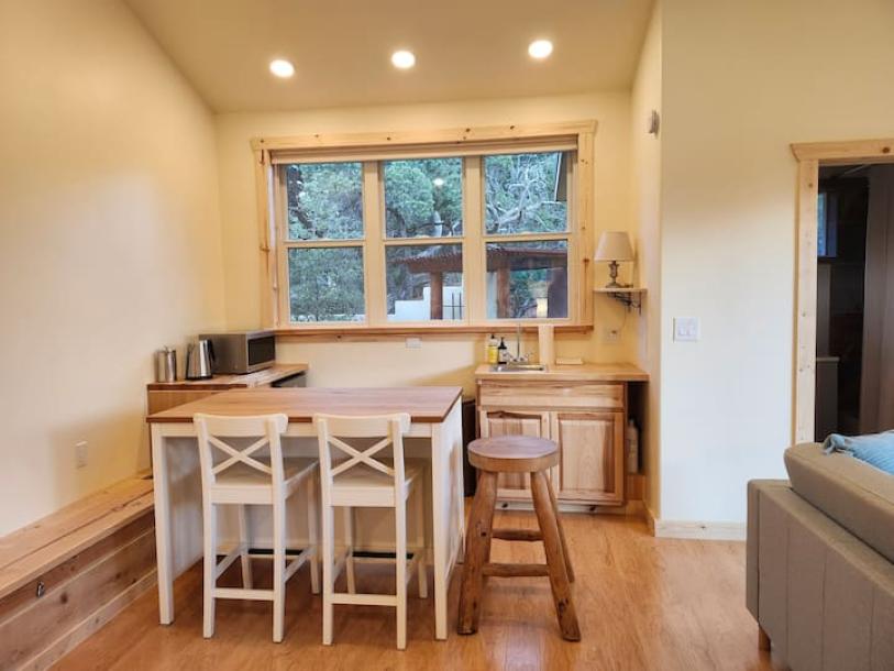 Entire guesthouse in Santa Fe, New Mexico 2 guests1 bedroom2 beds1 bath-15