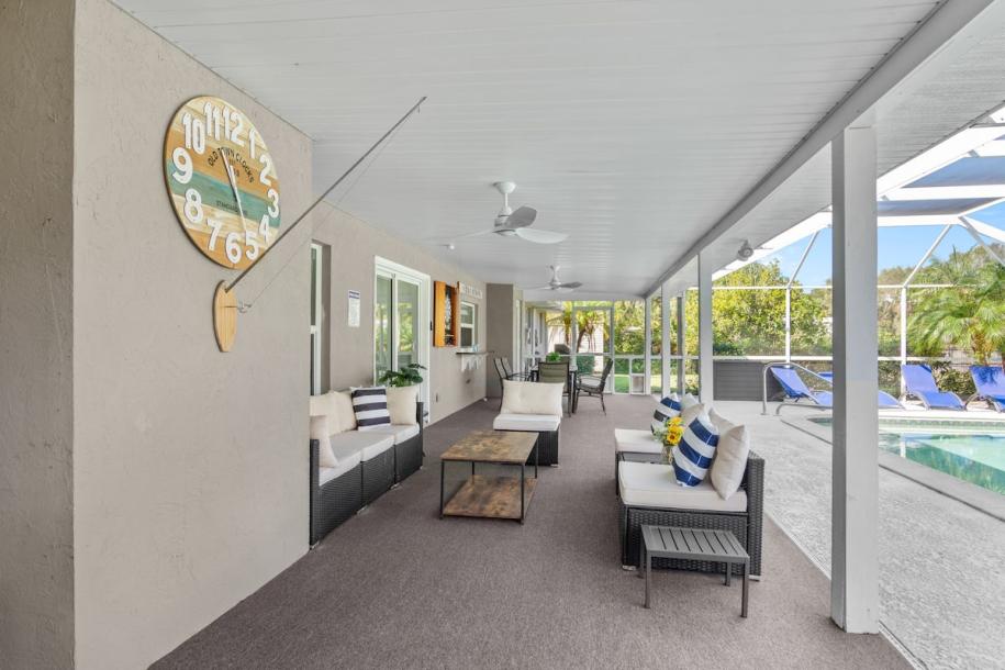 Spacious 5 BR Retreat with Game Room & Heated Pool-15