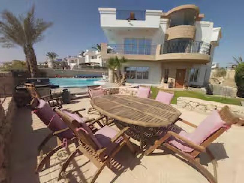Villa Sharm, Beach location Sea View Sleeps 10 egypt-5