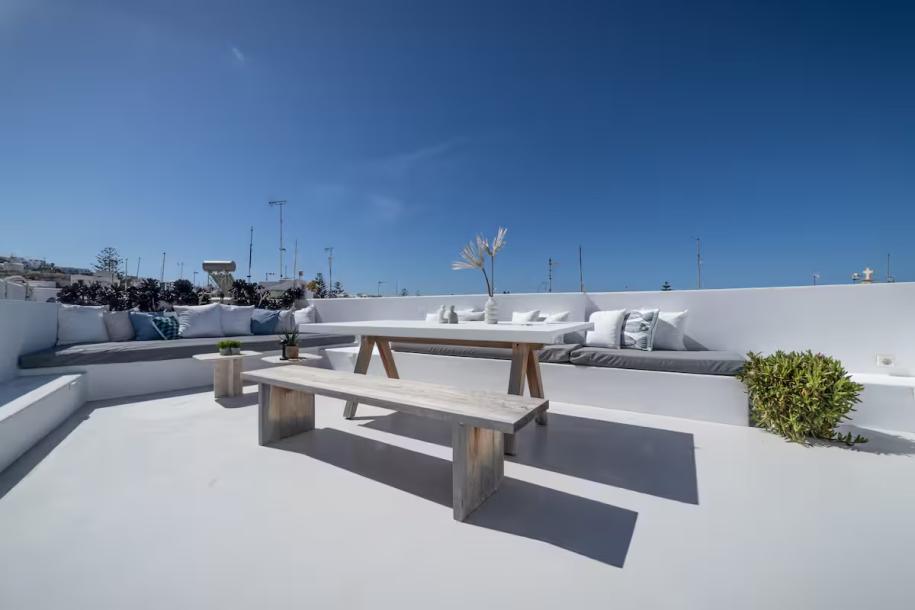 Chiara Mykonos III-1
