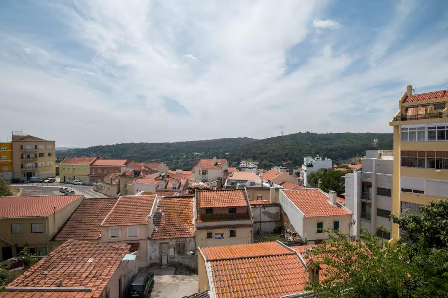 ROOFTOP Studio with terrace and view by Amoreiras  lisbon portugal-0