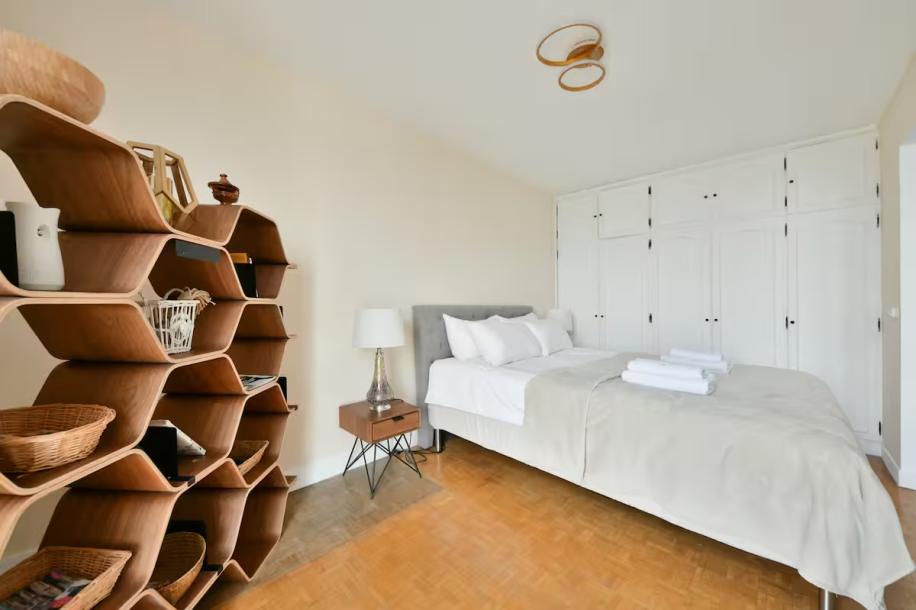 Vibrant 1BR with balcony and view of Eiffel Tower-3