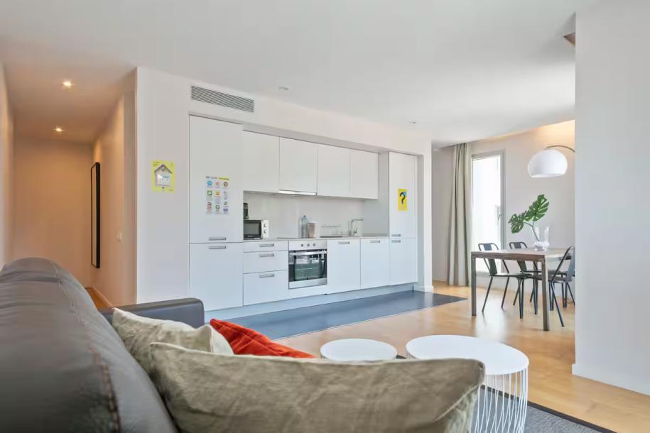 Lugaris Beach Business Apartment-5