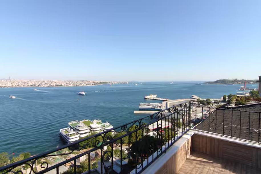 Luminous Flat With Breathtaking City View Terrace-2