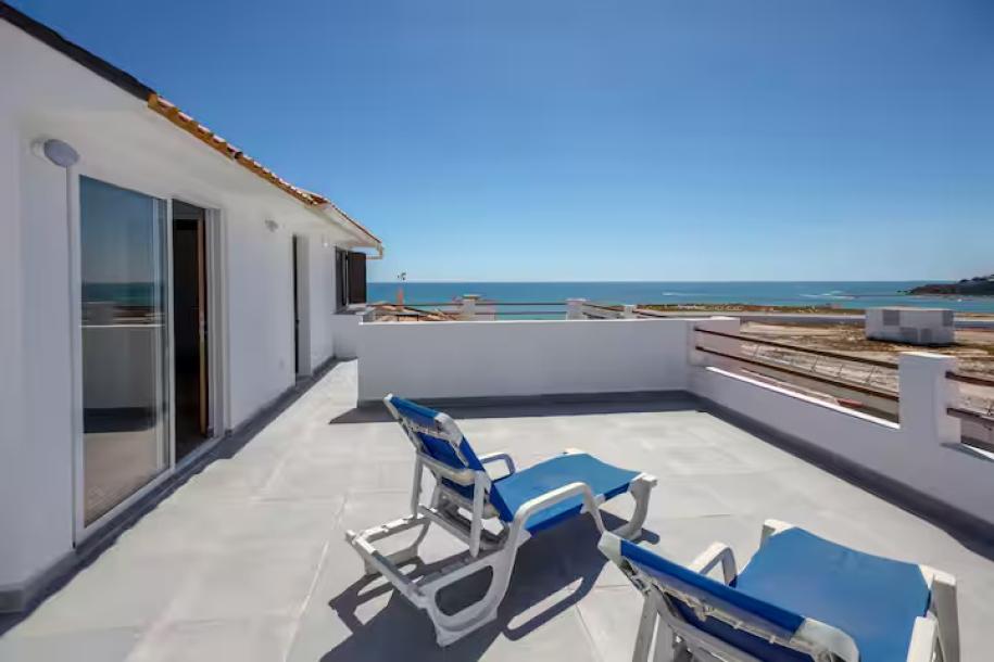 ★Beach Studio★ Giant Terrace ★ Perfect for couples-3