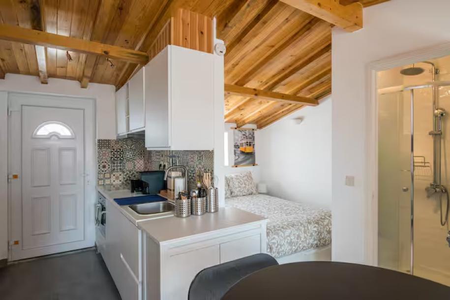 ROOFTOP Studio with terrace and view by Amoreiras  lisbon portugal-2