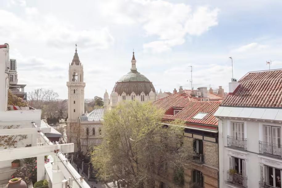 Retiro Cozy ATTIC & Terrace - Lagasca Street-11