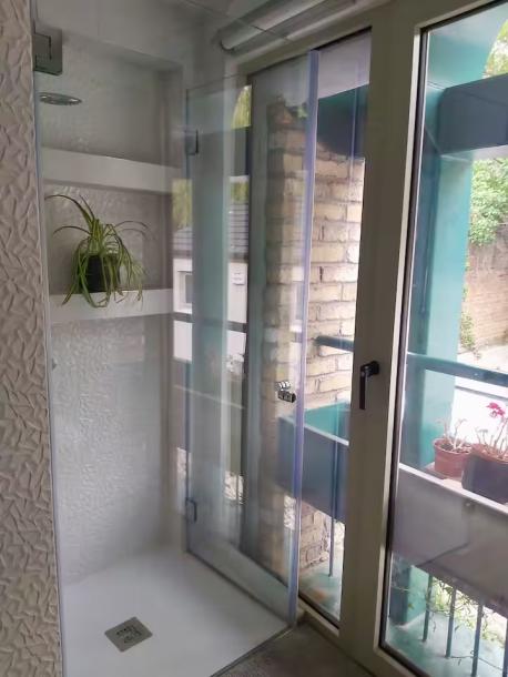 Stylish charming 2 bed mews, D4-9