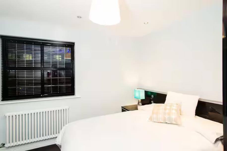Stella Townhouse Grand Canal Dock, Dublin 4-4