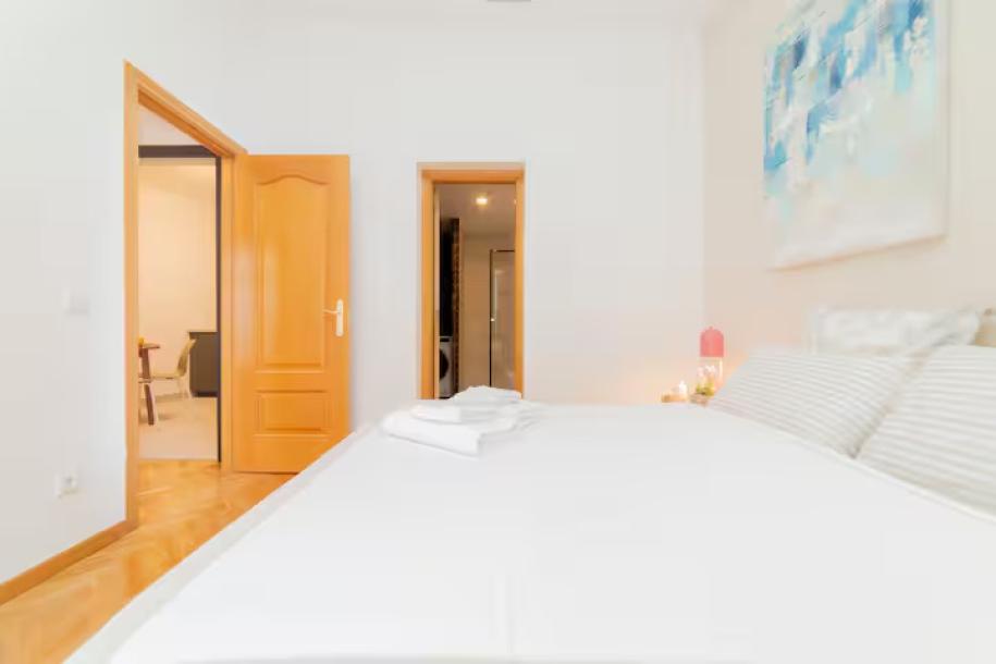 Delirante Apartamento cerca Cibeles spain madrid-3