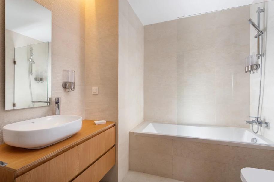 STUPENDO-2BR- Patio&RefreshPond-A/C-Center-Park lisbon portugal-12