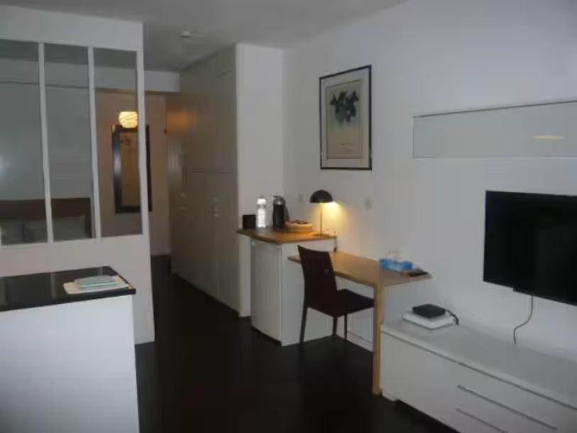Charming studio near the Arc de Triomphe paris-5