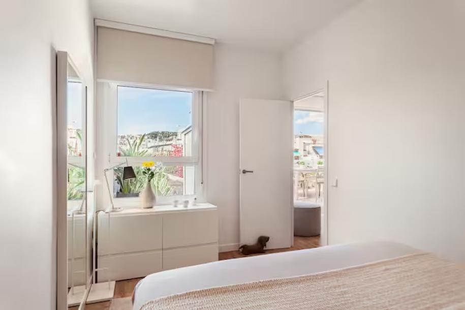 Luxury Terrace Penthouse Sagrada Familia 2 br barcelona-2