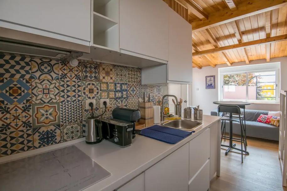 ROOFTOP Studio with terrace and view by Amoreiras  lisbon portugal-7