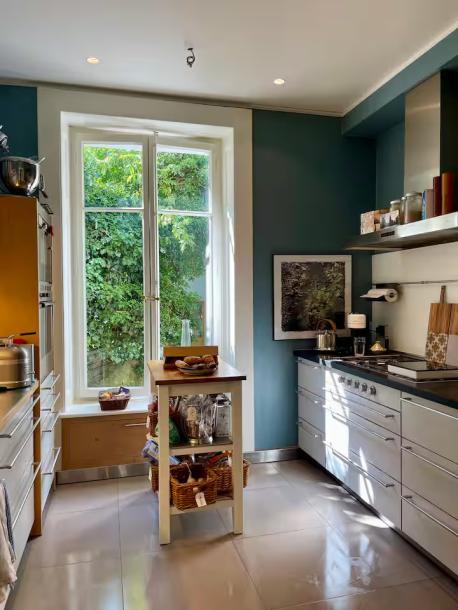 5th charming room in Geneva swizerland-8