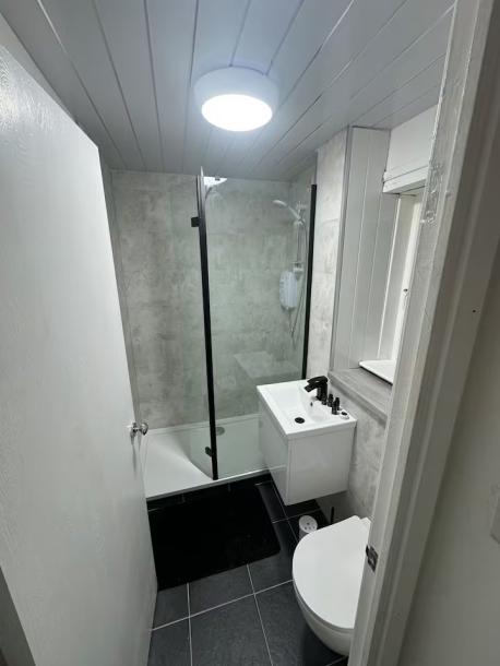 charming 1 bed glasgow-6