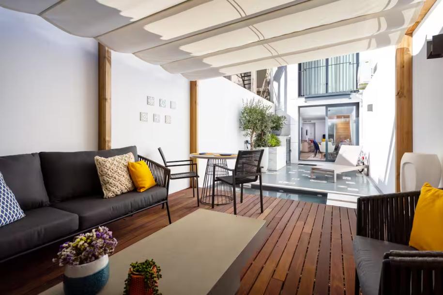 STUPENDO-2BR- Patio&RefreshPond-A/C-Center-Park lisbon portugal-10